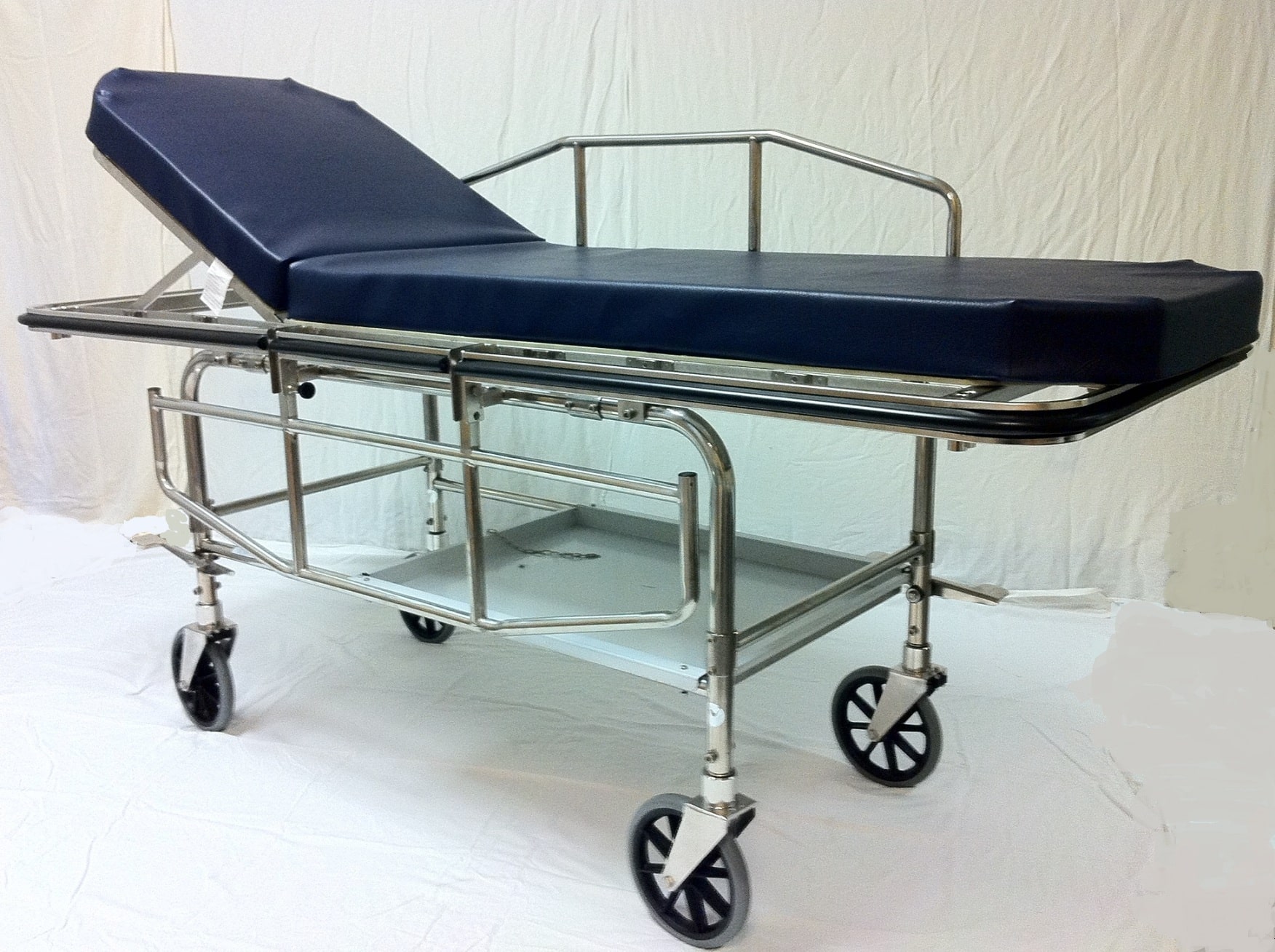 MRI-Safe® Gurney | Order a High-Quality MRI Safe® Gurney from